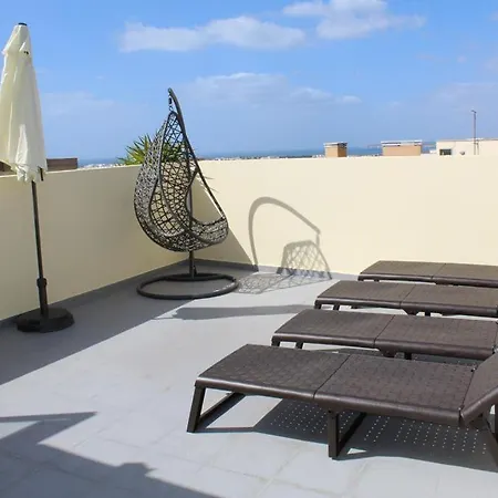 The Concierge - Patroves Pool House Daire *