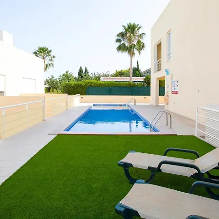 The Concierge - Patroves Pool House Apartamento